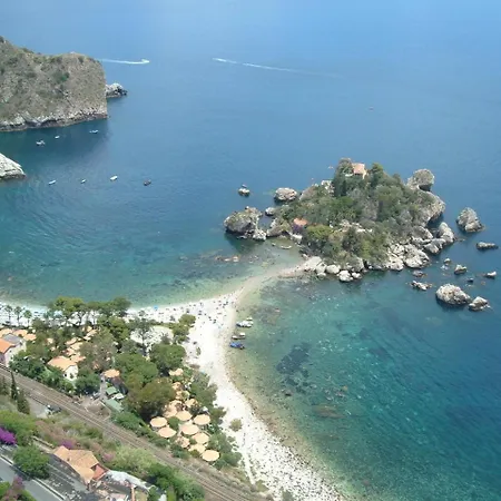 Taormina Bay Lucia's House